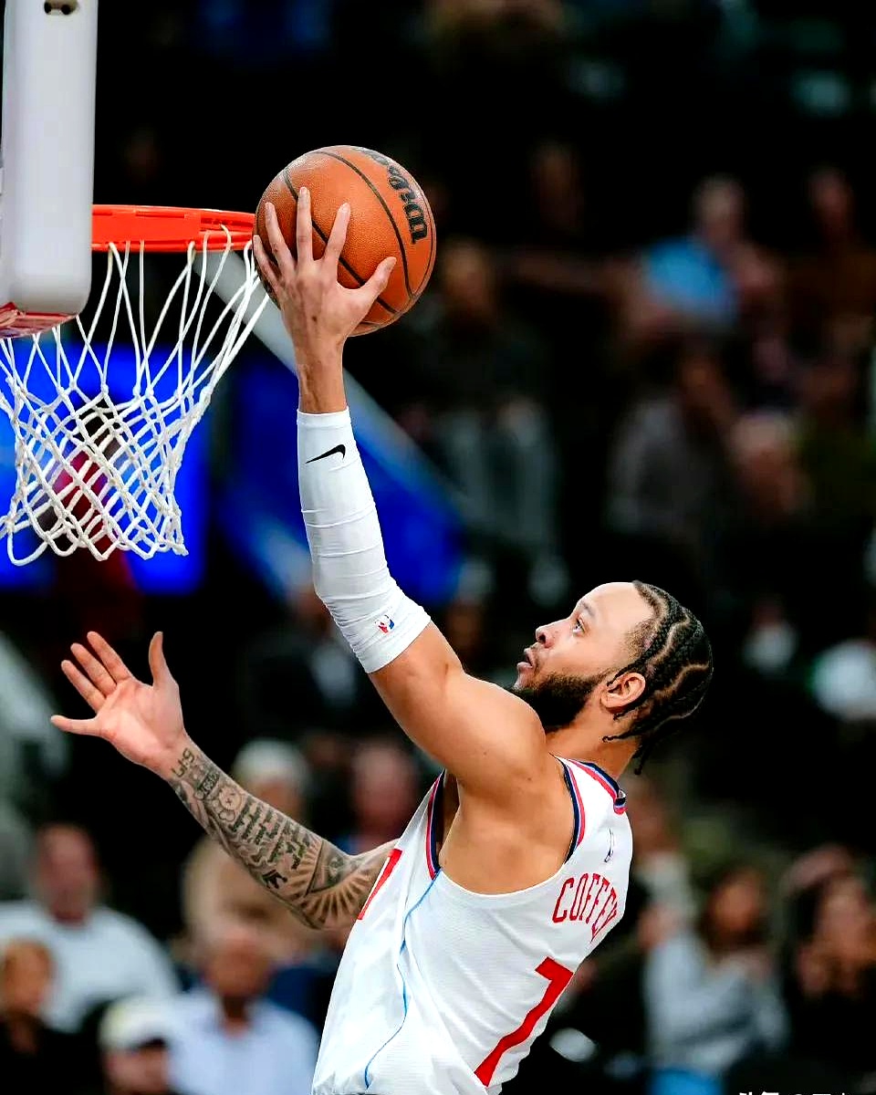 转会期洛杉矶快船备战葡超,绝杀压哨细节曝光,管理层满意,纪律约束更严格 转会期洛杉矶快船备战葡超,绝杀压哨细节曝光,管理层满意,纪律约束更严格